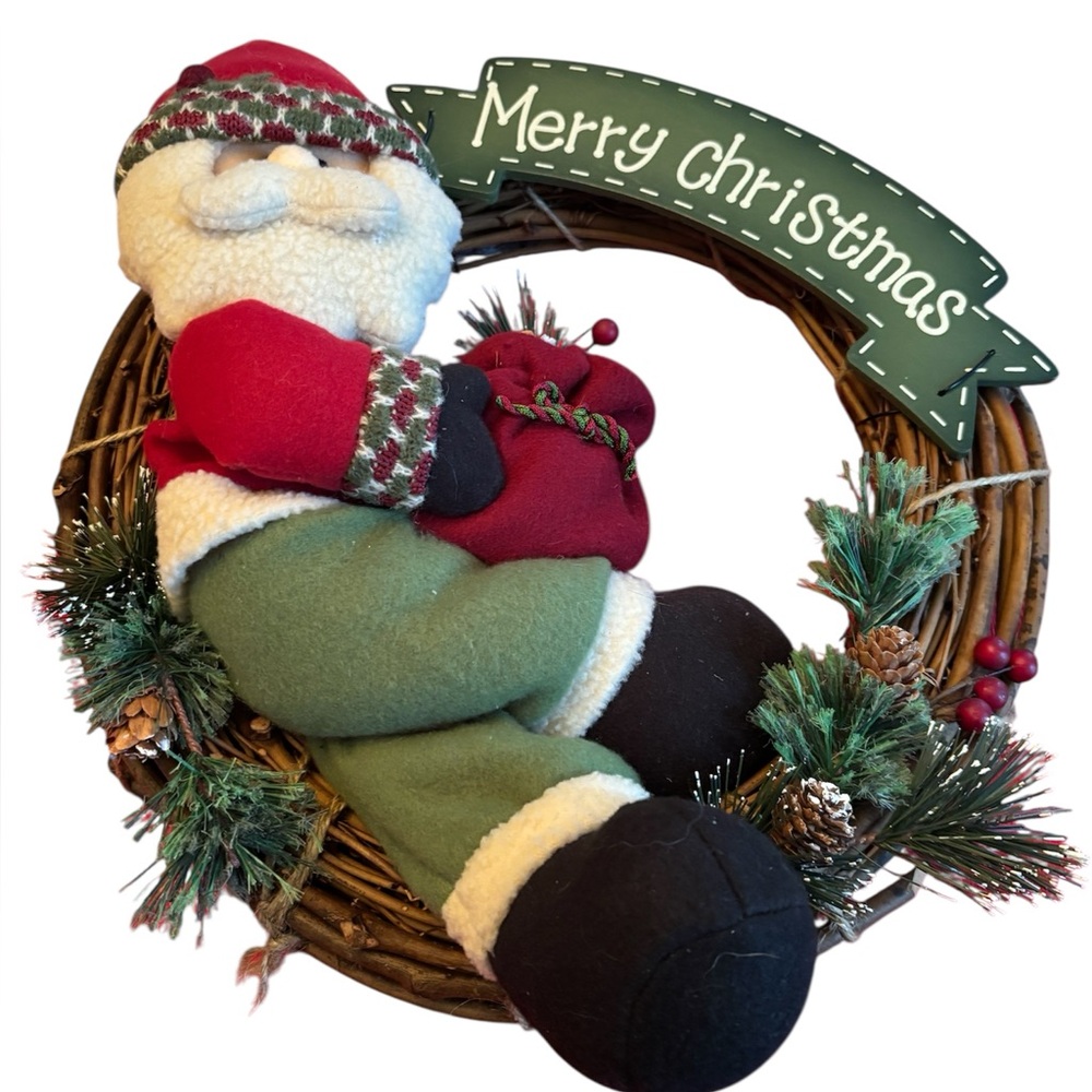 EXCELLENT CONDITION Festive Santa Holiday Wreath - Green and Red